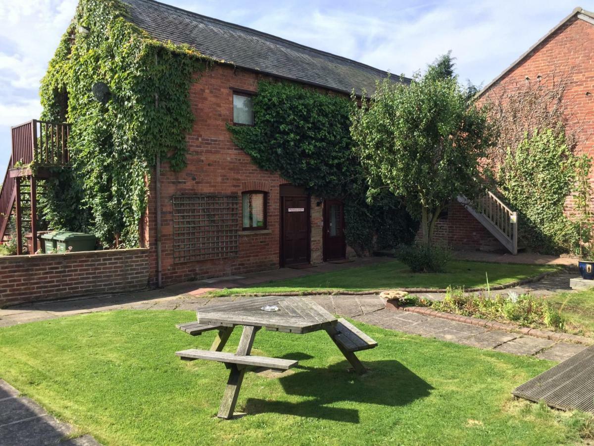 Rolandscroft Guest House Pontefract Esterno foto