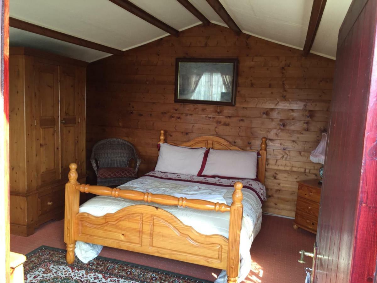 Rolandscroft Guest House Pontefract Esterno foto